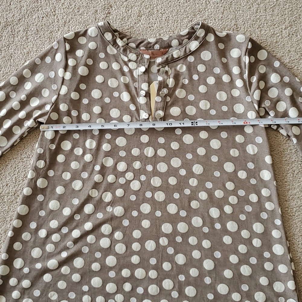 SJS * Split neck tunic, tab sleeves - Picture 4 of 7